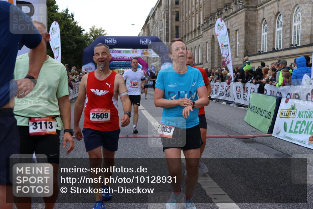 06.09.2026 - CURREX Alsterlauf Strokosch-Dieckow http://msf.ph/oto/10128931 06.09.2026 09:49:50 Ziel 2180, 2609, 2870, 3063, 3113, 3223, 3368, 4112, 4161, 4212, 4428, 4532, 4932, 5346, 5902, 6323, 8337 meine-sportfotos.de