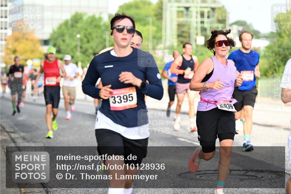 06.09.2026 - CURREX Alsterlauf Dr. Thomas Lammeyer http://msf.ph/oto/10128936 06.09.2026 09:50:02 Laufen 1245, 3395, 5839, 5522 meine-sportfotos.de