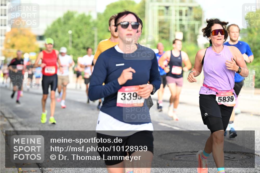 06.09.2026 - CURREX Alsterlauf Dr. Thomas Lammeyer http://msf.ph/oto/10128939 06.09.2026 09:50:02 Laufen 3395, 5839 meine-sportfotos.de