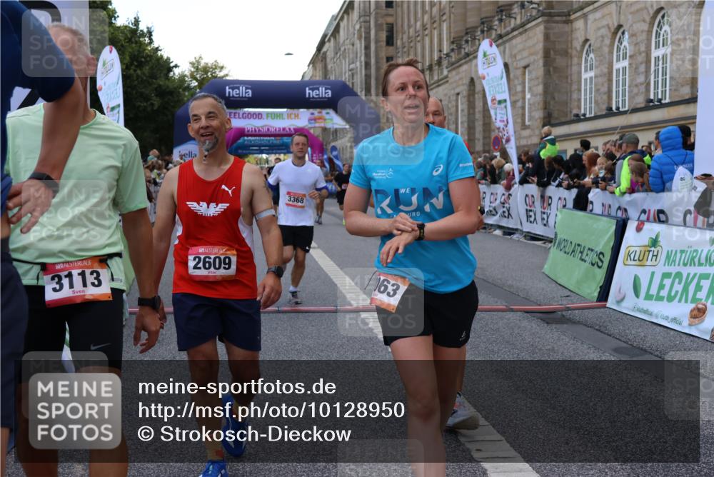 06.09.2026 - CURREX Alsterlauf Strokosch-Dieckow http://msf.ph/oto/10128950 06.09.2026 09:49:51 Ziel 2180, 2609, 2870, 3063, 3113, 3223, 3368, 4112, 4161, 4212, 4428, 4532, 4932, 5346, 5902, 6323, 8337 meine-sportfotos.de