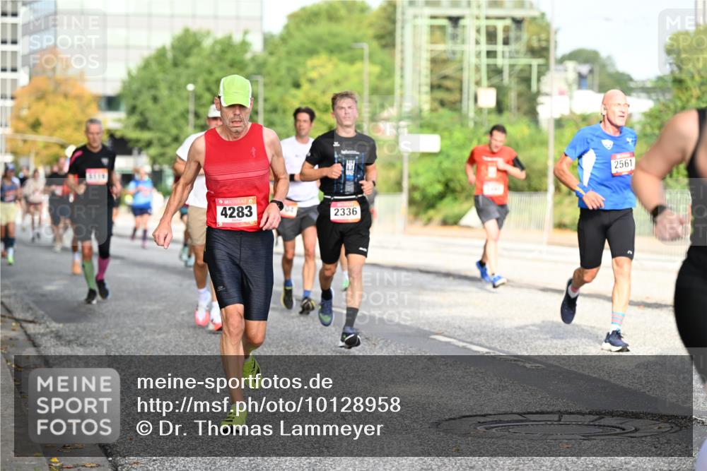 06.09.2026 - CURREX Alsterlauf Dr. Thomas Lammeyer http://msf.ph/oto/10128958 06.09.2026 09:50:04 Laufen 4283, 2336, 2561 meine-sportfotos.de