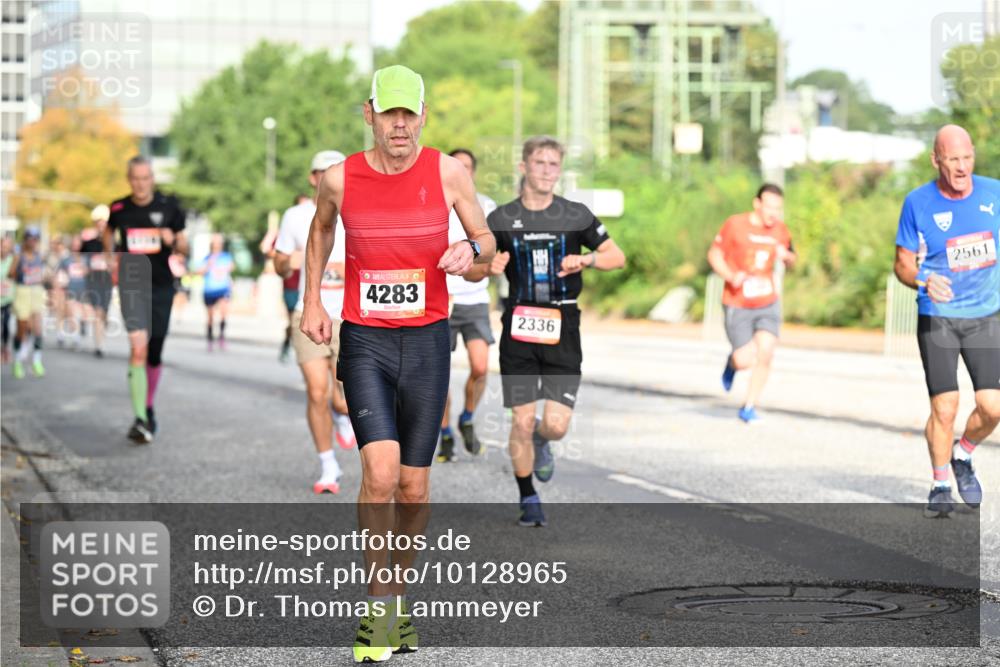 06.09.2026 - CURREX Alsterlauf Dr. Thomas Lammeyer http://msf.ph/oto/10128965 06.09.2026 09:50:05 Laufen 4283, 2336, 2561 meine-sportfotos.de