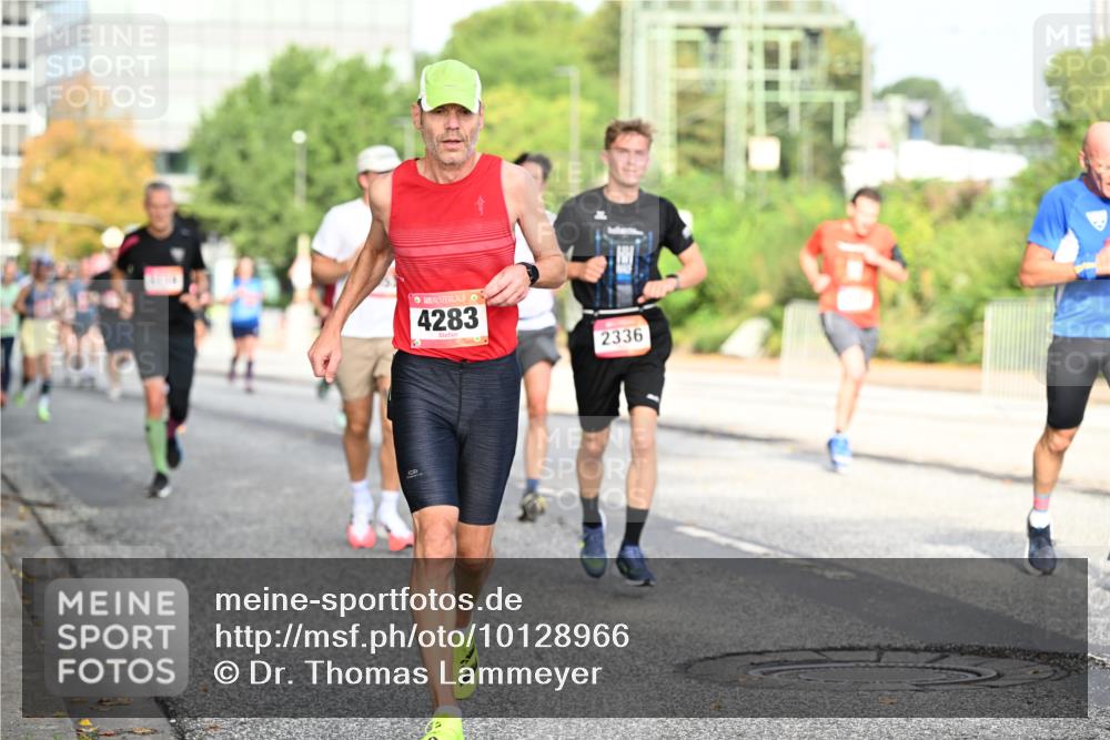 06.09.2026 - CURREX Alsterlauf Dr. Thomas Lammeyer http://msf.ph/oto/10128966 06.09.2026 09:50:05 Laufen 4283, 10, 2336 meine-sportfotos.de
