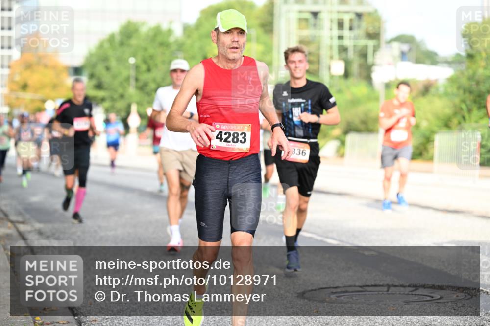 06.09.2026 - CURREX Alsterlauf Dr. Thomas Lammeyer http://msf.ph/oto/10128971 06.09.2026 09:50:05 Laufen 4283, 336 meine-sportfotos.de