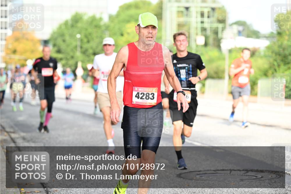 06.09.2026 - CURREX Alsterlauf Dr. Thomas Lammeyer http://msf.ph/oto/10128972 06.09.2026 09:50:05 Laufen 4283 meine-sportfotos.de