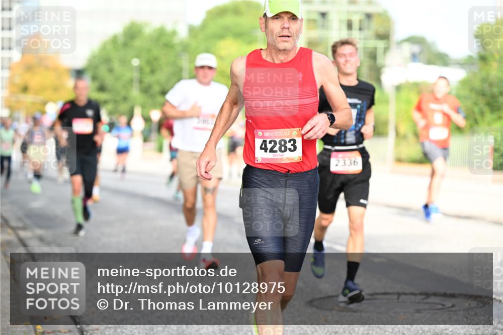 06.09.2026 - CURREX Alsterlauf Dr. Thomas Lammeyer http://msf.ph/oto/10128975 06.09.2026 09:50:06 Laufen 4283, 2336 meine-sportfotos.de