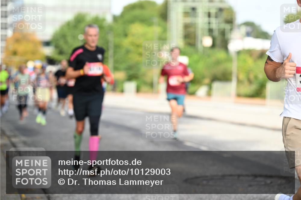 06.09.2026 - CURREX Alsterlauf Dr. Thomas Lammeyer http://msf.ph/oto/10129003 06.09.2026 09:50:08 Laufen  meine-sportfotos.de