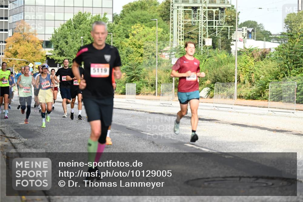 06.09.2026 - CURREX Alsterlauf Dr. Thomas Lammeyer http://msf.ph/oto/10129005 06.09.2026 09:50:09 Laufen 4945, 4760, 5546, 38, 430, 5119, 048 meine-sportfotos.de