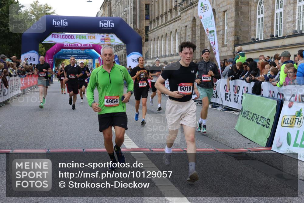 06.09.2026 - CURREX Alsterlauf Strokosch-Dieckow http://msf.ph/oto/10129057 06.09.2026 09:49:58 Ziel 2094, 2814, 2823, 3492, 4142, 4161, 4428, 4532, 4932, 4951, 4954, 5346, 5744, 6010, 6157, 6475 meine-sportfotos.de