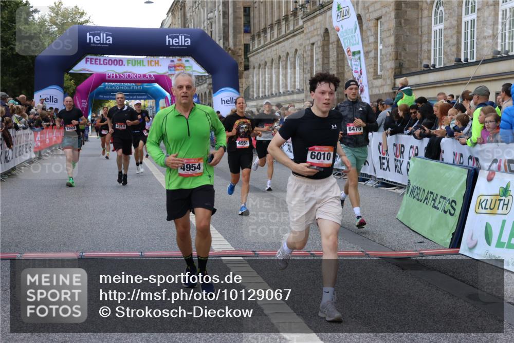 06.09.2026 - CURREX Alsterlauf Strokosch-Dieckow http://msf.ph/oto/10129067 06.09.2026 09:49:58 Ziel 2094, 2814, 2823, 3492, 4142, 4161, 4428, 4532, 4932, 4951, 4954, 5346, 5744, 6010, 6157, 6475 meine-sportfotos.de