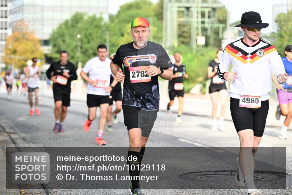 06.09.2026 - CURREX Alsterlauf Dr. Thomas Lammeyer http://msf.ph/oto/10129118 06.09.2026 09:50:21 Laufen 2782, 4980 meine-sportfotos.de