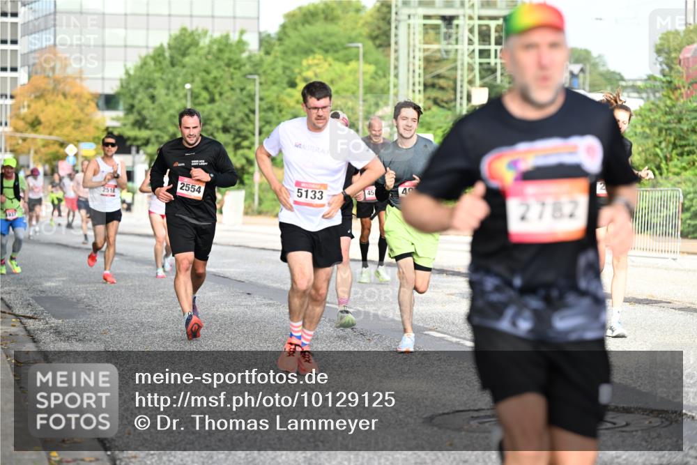 06.09.2026 - CURREX Alsterlauf Dr. Thomas Lammeyer http://msf.ph/oto/10129125 06.09.2026 09:50:22 Laufen 2554, 2518, 5133, 45, 2782 meine-sportfotos.de