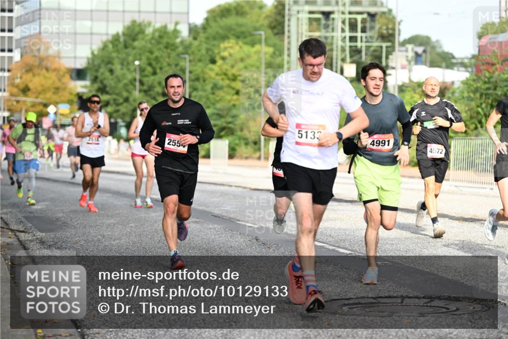 06.09.2026 - CURREX Alsterlauf Dr. Thomas Lammeyer http://msf.ph/oto/10129133 06.09.2026 09:50:22 Laufen 5133, 2518, 2554, 4991, 4572 meine-sportfotos.de