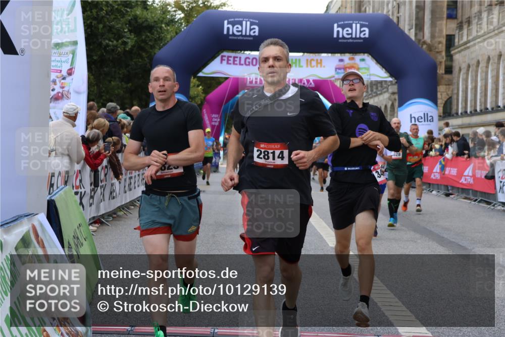 06.09.2026 - CURREX Alsterlauf Strokosch-Dieckow http://msf.ph/oto/10129139 06.09.2026 09:50:01 Ziel 2094, 2814, 2823, 3492, 4105, 4142, 4161, 4428, 4532, 4932, 4951, 4954, 5346, 5628, 5744, 5834, 6010, 6157, 6475 meine-sportfotos.de