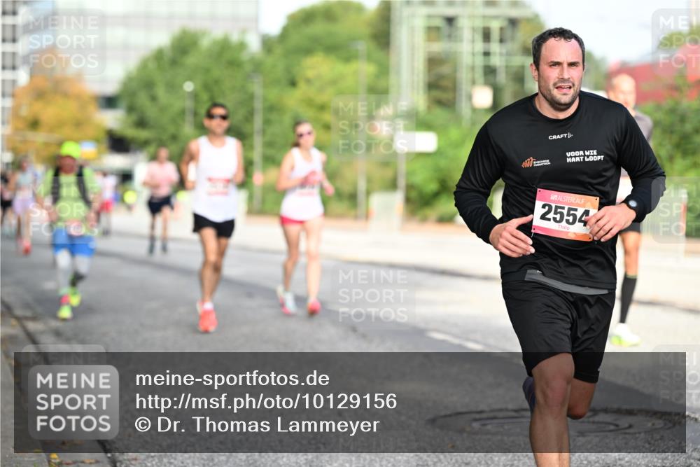 06.09.2026 - CURREX Alsterlauf Dr. Thomas Lammeyer http://msf.ph/oto/10129156 06.09.2026 09:50:25 Laufen 2554 meine-sportfotos.de