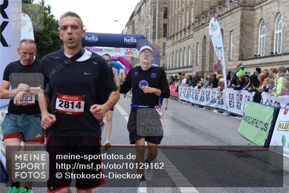 06.09.2026 - CURREX Alsterlauf Strokosch-Dieckow http://msf.ph/oto/10129162 06.09.2026 09:50:02 Ziel 2020, 2094, 2814, 2823, 3492, 4105, 4142, 4428, 4532, 4951, 4954, 5628, 5744, 5834, 6010, 6157, 6475 meine-sportfotos.de