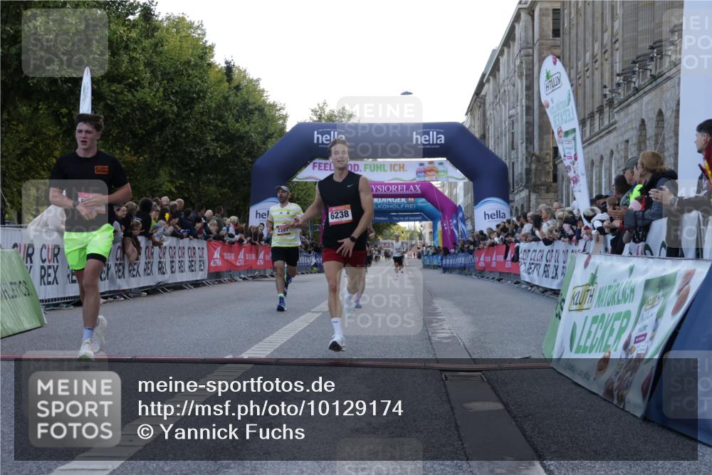 06.09.2026 - CURREX Alsterlauf Yannick Fuchs http://msf.ph/oto/10129174 06.09.2026 09:37:28 Ziel 2391, 2735, 3040, 3809, 5637, 6057, 6226, 6238 meine-sportfotos.de
