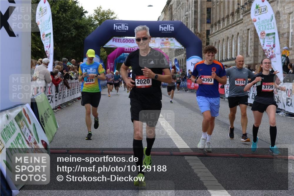 06.09.2026 - CURREX Alsterlauf Strokosch-Dieckow http://msf.ph/oto/10129188 06.09.2026 09:50:08 Ziel 2020, 2639, 3739, 4083, 4101, 4105, 4393, 4435, 5316, 5628, 5744, 5834, 6157, 6428 meine-sportfotos.de