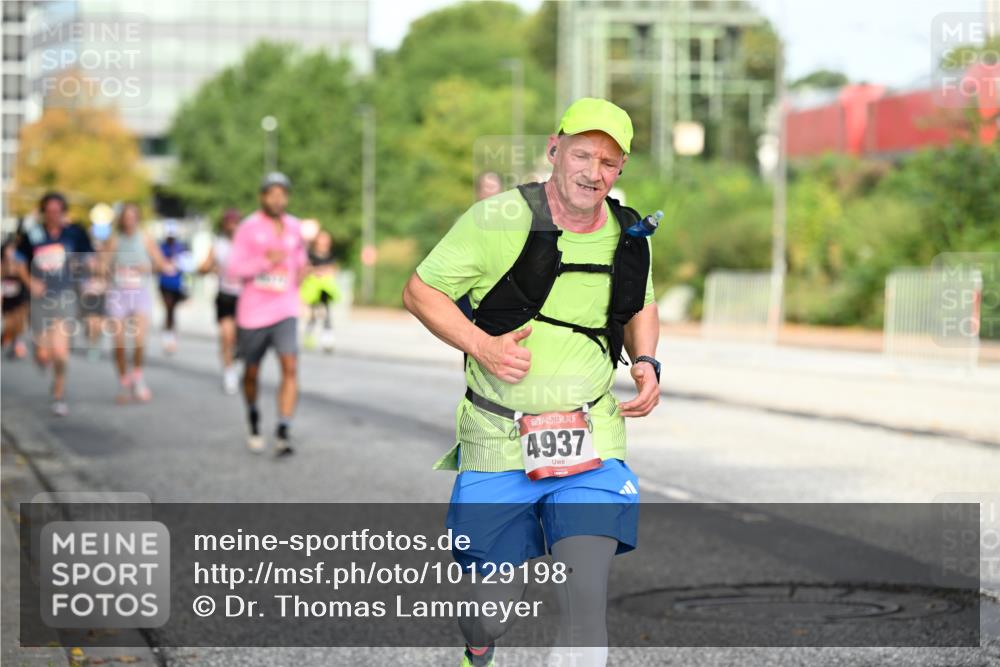 06.09.2026 - CURREX Alsterlauf Dr. Thomas Lammeyer http://msf.ph/oto/10129198 06.09.2026 09:50:29 Laufen 4937 meine-sportfotos.de