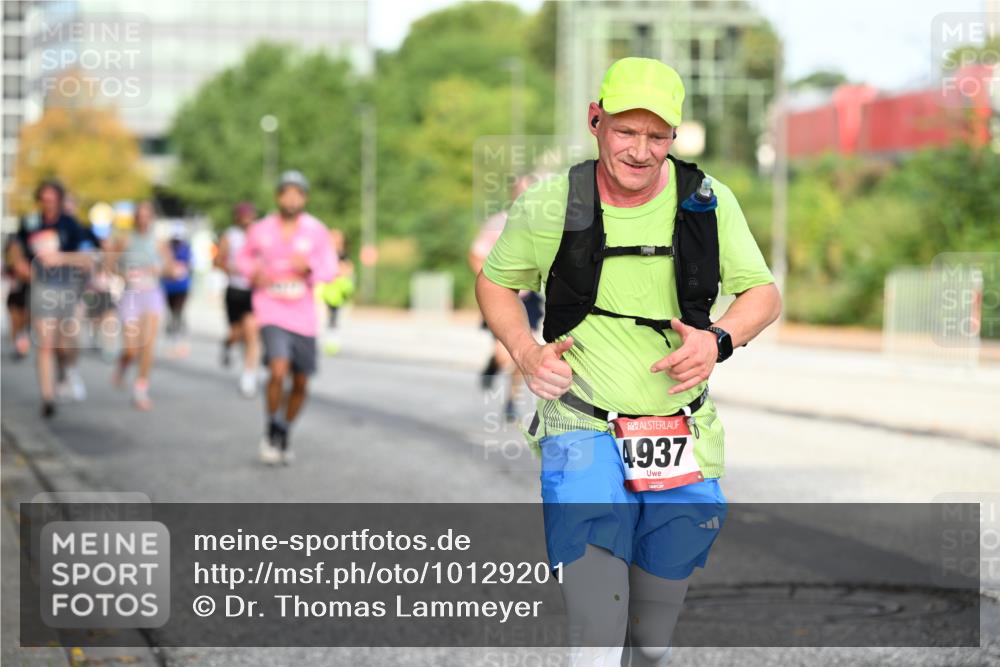 06.09.2026 - CURREX Alsterlauf Dr. Thomas Lammeyer http://msf.ph/oto/10129201 06.09.2026 09:50:29 Laufen 4937 meine-sportfotos.de