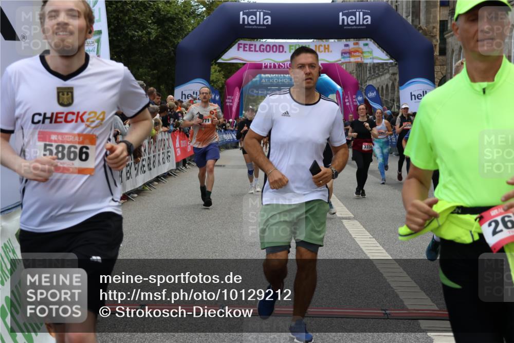06.09.2026 - CURREX Alsterlauf Strokosch-Dieckow http://msf.ph/oto/10129212 06.09.2026 10:02:56 Ziel 2500, 2687, 3338, 3721, 3909, 4345, 4348, 4474, 4475, 4730, 5190, 5366, 5465, 5659, 5771, 5780, 5865, 5866, 6398, 8282 meine-sportfotos.de