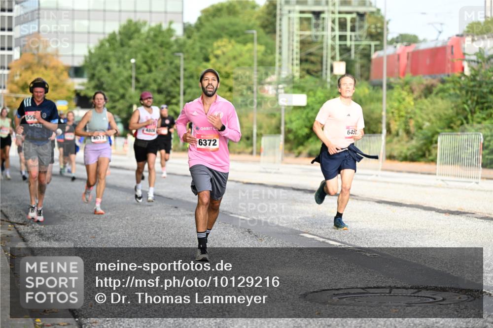 06.09.2026 - CURREX Alsterlauf Dr. Thomas Lammeyer http://msf.ph/oto/10129216 06.09.2026 09:50:30 Laufen 559, 4617, 4308, 6372, 645 meine-sportfotos.de