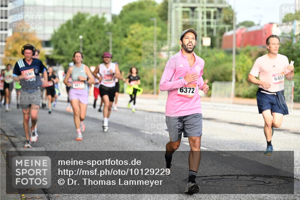 06.09.2026 - CURREX Alsterlauf Dr. Thomas Lammeyer http://msf.ph/oto/10129229 06.09.2026 09:50:31 Laufen 590, 6372, 6455 meine-sportfotos.de
