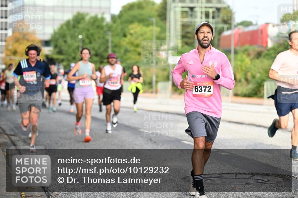 06.09.2026 - CURREX Alsterlauf Dr. Thomas Lammeyer http://msf.ph/oto/10129232 06.09.2026 09:50:32 Laufen 5590, 6372 meine-sportfotos.de