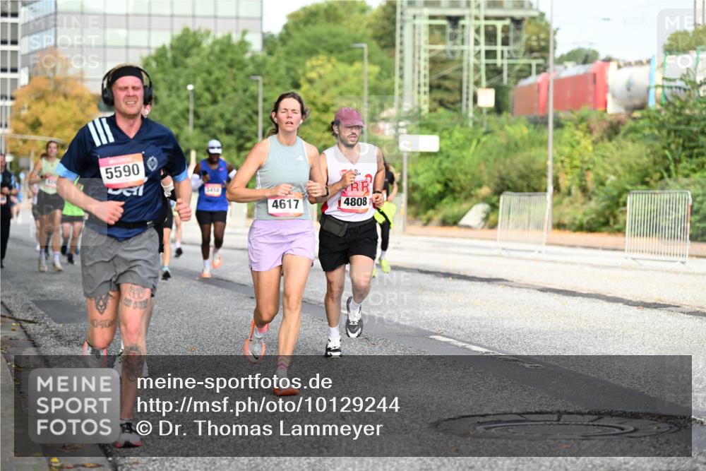 06.09.2026 - CURREX Alsterlauf Dr. Thomas Lammeyer http://msf.ph/oto/10129244 06.09.2026 09:50:33 Laufen 5590, 3454, 4617, 4808 meine-sportfotos.de