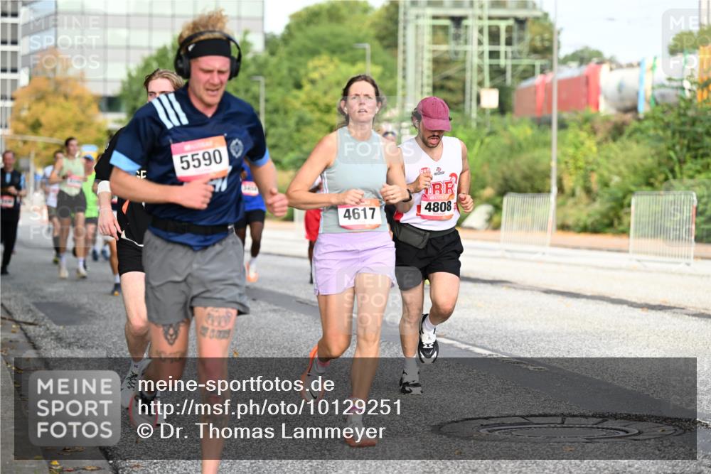 06.09.2026 - CURREX Alsterlauf Dr. Thomas Lammeyer http://msf.ph/oto/10129251 06.09.2026 09:50:34 Laufen 040, 5590, 4617, 4808 meine-sportfotos.de