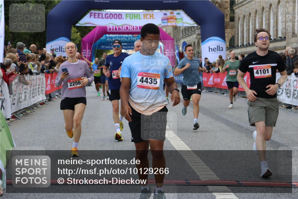 06.09.2026 - CURREX Alsterlauf Strokosch-Dieckow http://msf.ph/oto/10129266 06.09.2026 09:50:14 Ziel 2020, 2256, 2639, 2720, 3455, 3488, 3739, 4083, 4101, 4393, 4435, 4541, 5191, 5264, 5316, 5326, 5949, 5981, 6077, 6274, 6428 meine-sportfotos.de