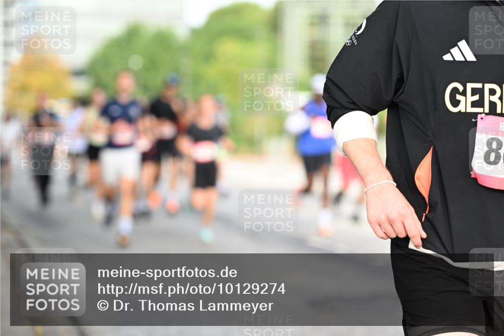 06.09.2026 - CURREX Alsterlauf Dr. Thomas Lammeyer http://msf.ph/oto/10129274 06.09.2026 09:50:36 Laufen 8 meine-sportfotos.de