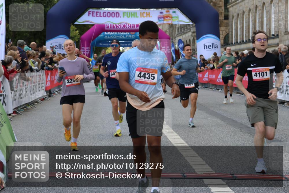 06.09.2026 - CURREX Alsterlauf Strokosch-Dieckow http://msf.ph/oto/10129275 06.09.2026 09:50:14 Ziel 2020, 2256, 2639, 2720, 3455, 3488, 3739, 4083, 4101, 4393, 4435, 4541, 5191, 5264, 5316, 5326, 5949, 5981, 6077, 6274, 6428 meine-sportfotos.de