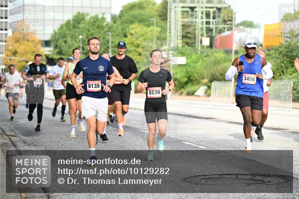 06.09.2026 - CURREX Alsterlauf Dr. Thomas Lammeyer http://msf.ph/oto/10129282 06.09.2026 09:50:37 Laufen 5446, 8135, 5236, 3458 meine-sportfotos.de