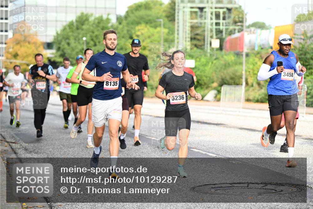 06.09.2026 - CURREX Alsterlauf Dr. Thomas Lammeyer http://msf.ph/oto/10129287 06.09.2026 09:50:37 Laufen 5446, 8135, 322, 5236, 3458 meine-sportfotos.de
