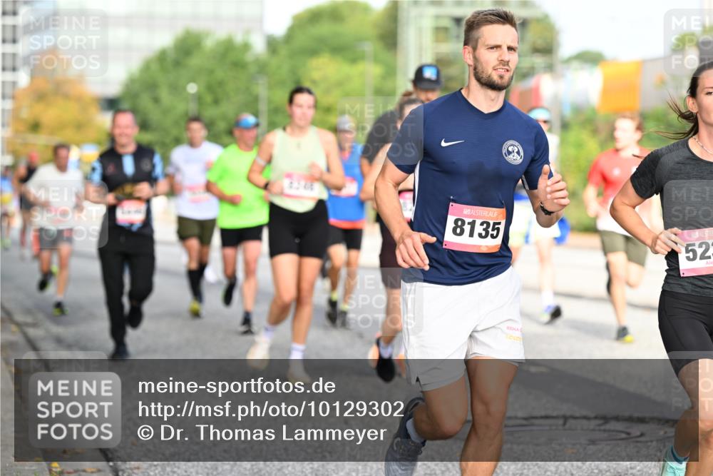 06.09.2026 - CURREX Alsterlauf Dr. Thomas Lammeyer http://msf.ph/oto/10129302 06.09.2026 09:50:39 Laufen 8135, 52 meine-sportfotos.de