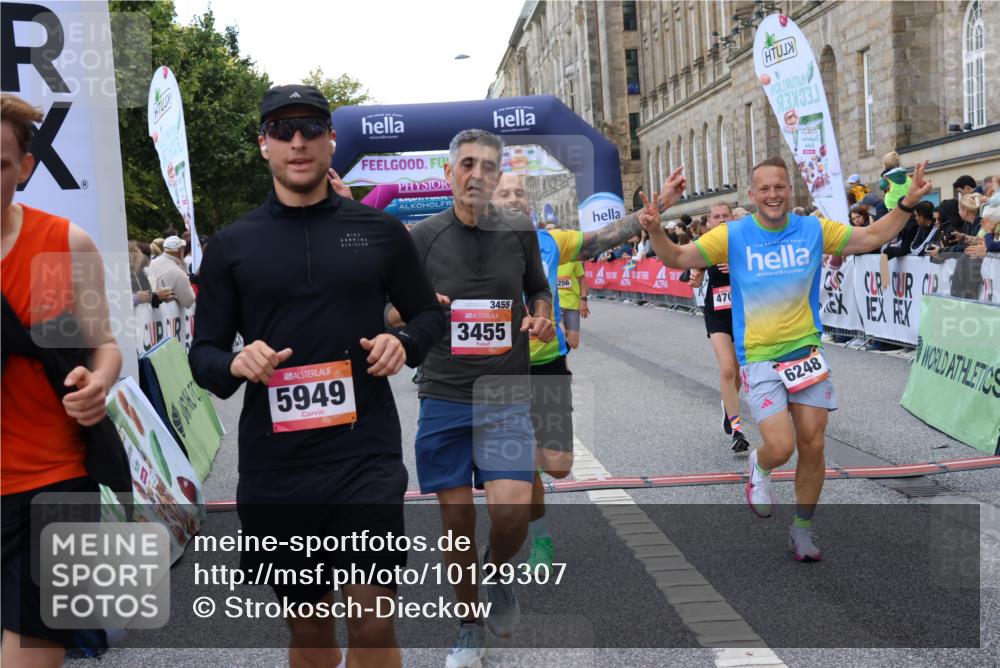 06.09.2026 - CURREX Alsterlauf Strokosch-Dieckow http://msf.ph/oto/10129307 06.09.2026 09:50:21 Ziel 2256, 2453, 2720, 2878, 3333, 3455, 3475, 3488, 4541, 4568, 4700, 4840, 5006, 5191, 5264, 5326, 5949, 5981, 6077, 6248, 6274, 8156, 8256, 8278 meine-sportfotos.de