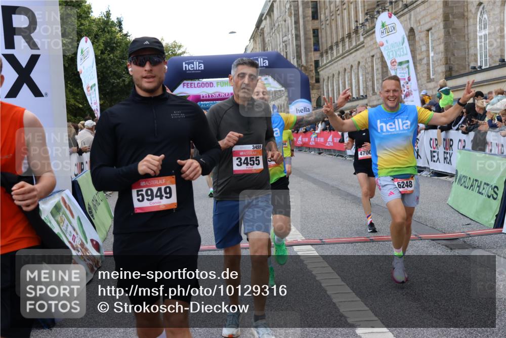 06.09.2026 - CURREX Alsterlauf Strokosch-Dieckow http://msf.ph/oto/10129316 06.09.2026 09:50:21 Ziel 2256, 2453, 2720, 2878, 3333, 3455, 3475, 3488, 4541, 4568, 4700, 4840, 5006, 5191, 5264, 5326, 5949, 5981, 6077, 6248, 6274, 8156, 8256, 8278 meine-sportfotos.de