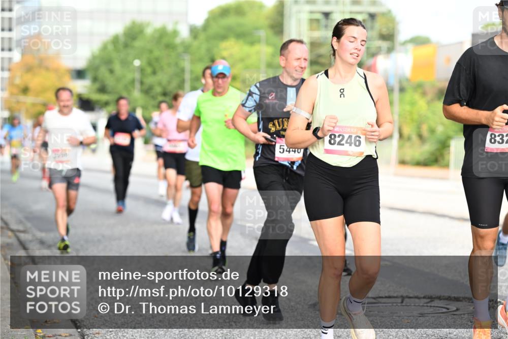 06.09.2026 - CURREX Alsterlauf Dr. Thomas Lammeyer http://msf.ph/oto/10129318 06.09.2026 09:50:41 Laufen 5440, 8246, 832 meine-sportfotos.de