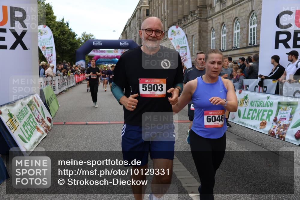 06.09.2026 - CURREX Alsterlauf Strokosch-Dieckow http://msf.ph/oto/10129331 06.09.2026 10:03:06 Ziel 2096, 2778, 3096, 3338, 3721, 3909, 3919, 3920, 4310, 4345, 4348, 4454, 4519, 4730, 4922, 5234, 5465, 5903, 5936, 6046, 6049, 6264, 6324, 6379, 8100, 8288 meine-sportfotos.de