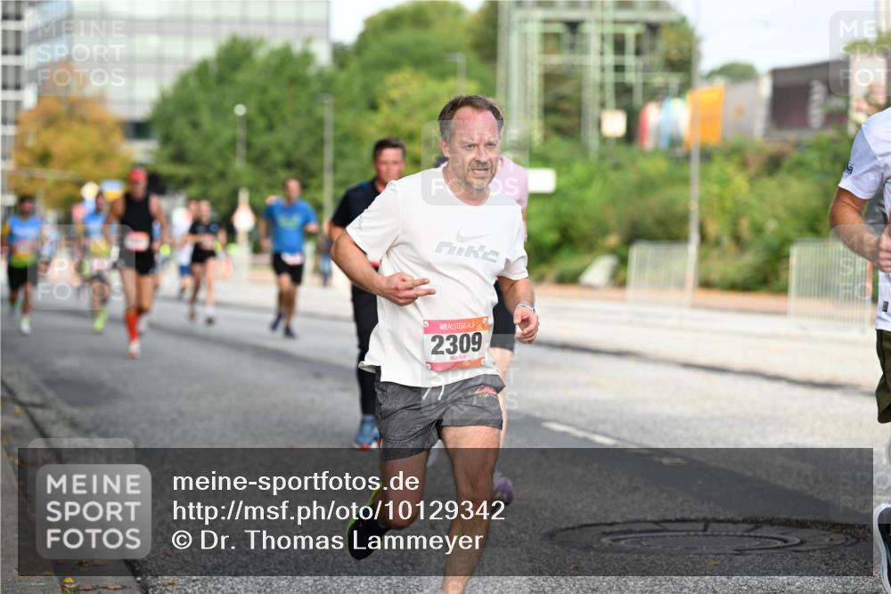 06.09.2026 - CURREX Alsterlauf Dr. Thomas Lammeyer http://msf.ph/oto/10129342 06.09.2026 09:50:43 Laufen 2309 meine-sportfotos.de