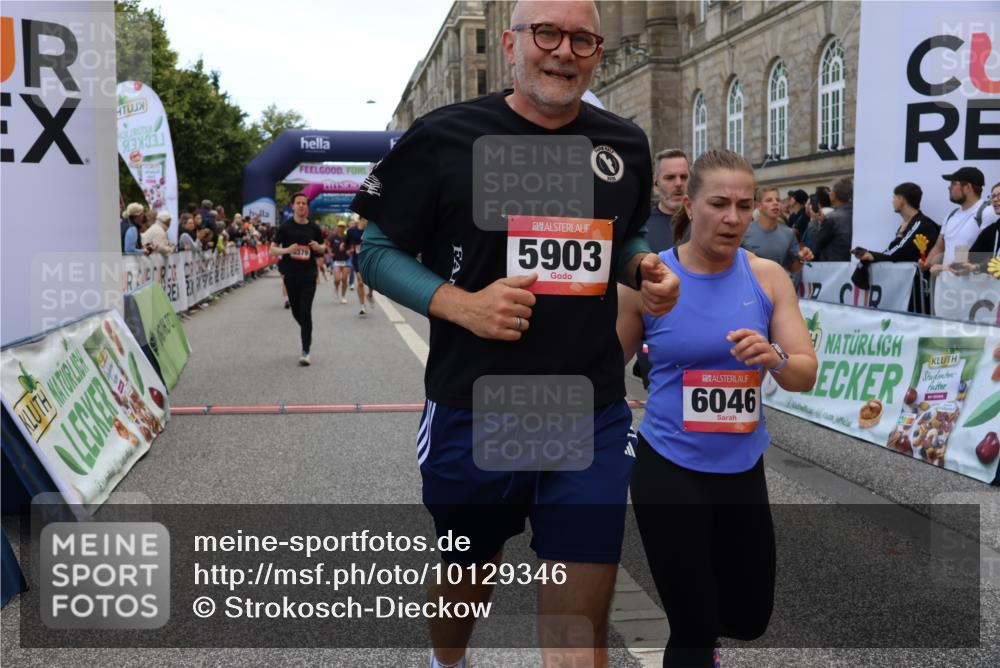 06.09.2026 - CURREX Alsterlauf Strokosch-Dieckow http://msf.ph/oto/10129346 06.09.2026 10:03:06 Ziel 2096, 2778, 3096, 3338, 3721, 3909, 3919, 3920, 4310, 4345, 4348, 4454, 4519, 4730, 4922, 5234, 5465, 5903, 5936, 6046, 6049, 6264, 6324, 6379, 8100, 8288 meine-sportfotos.de