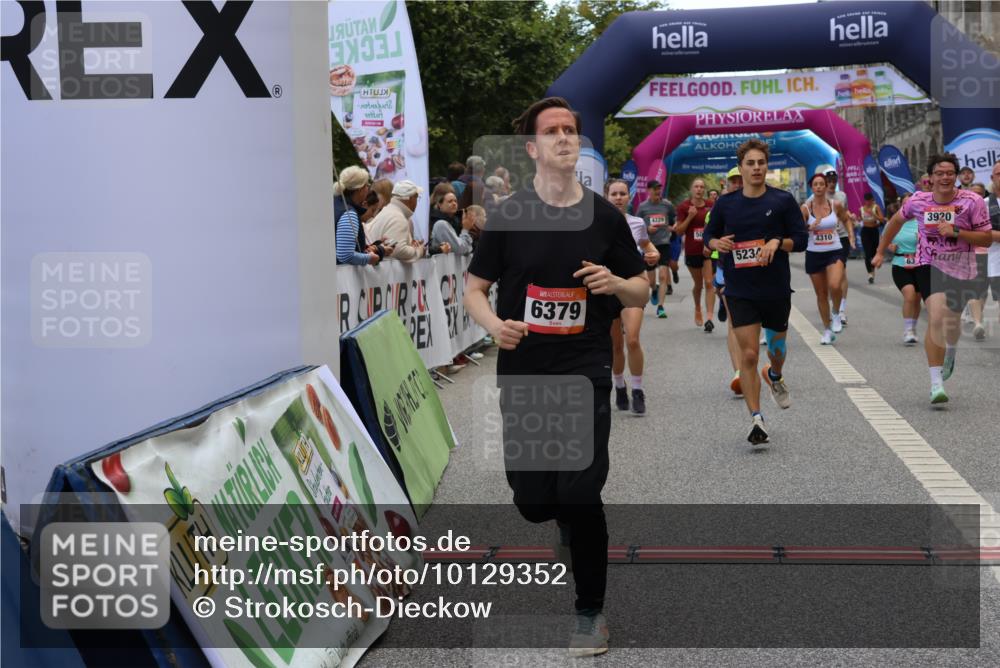 06.09.2026 - CURREX Alsterlauf Strokosch-Dieckow http://msf.ph/oto/10129352 06.09.2026 10:03:08 Ziel 2096, 2778, 3096, 3721, 3762, 3919, 3920, 4229, 4310, 4345, 4348, 4454, 4519, 4919, 4922, 4936, 5047, 5234, 5465, 5756, 5903, 5936, 6046, 6049, 6264, 6324, 6379, 8043, 8100, 8288 meine-sportfotos.de