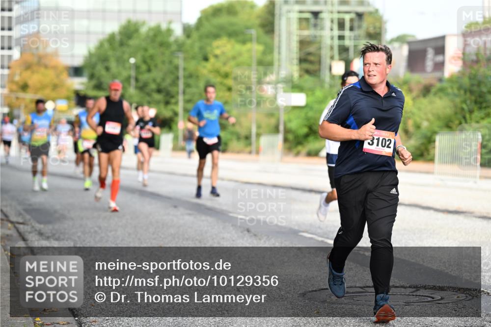 06.09.2026 - CURREX Alsterlauf Dr. Thomas Lammeyer http://msf.ph/oto/10129356 06.09.2026 09:50:45 Laufen 3102 meine-sportfotos.de