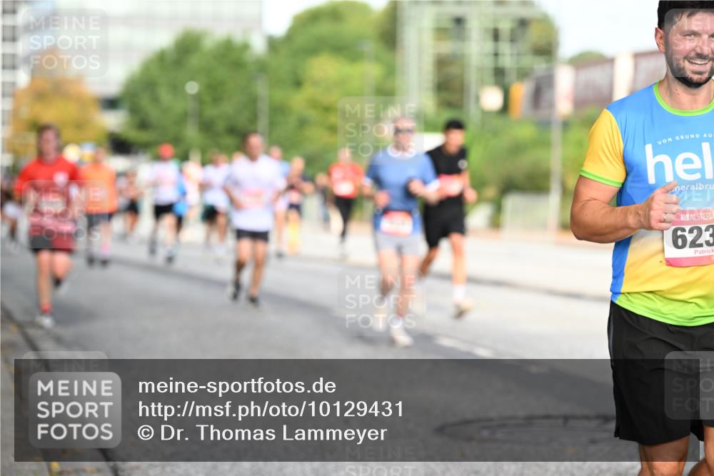 06.09.2026 - CURREX Alsterlauf Dr. Thomas Lammeyer http://msf.ph/oto/10129431 06.09.2026 09:50:53 Laufen 623 meine-sportfotos.de