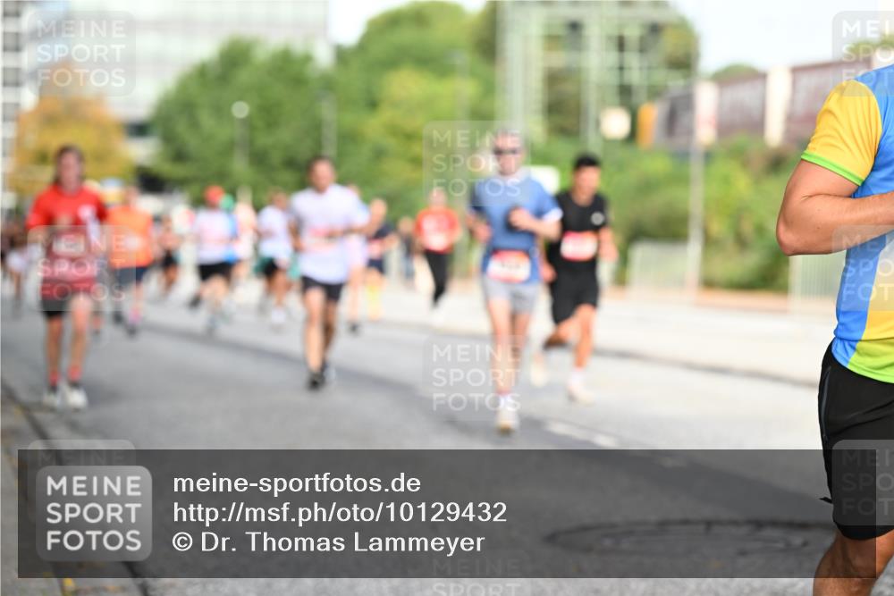 06.09.2026 - CURREX Alsterlauf Dr. Thomas Lammeyer http://msf.ph/oto/10129432 06.09.2026 09:50:53 Laufen  meine-sportfotos.de