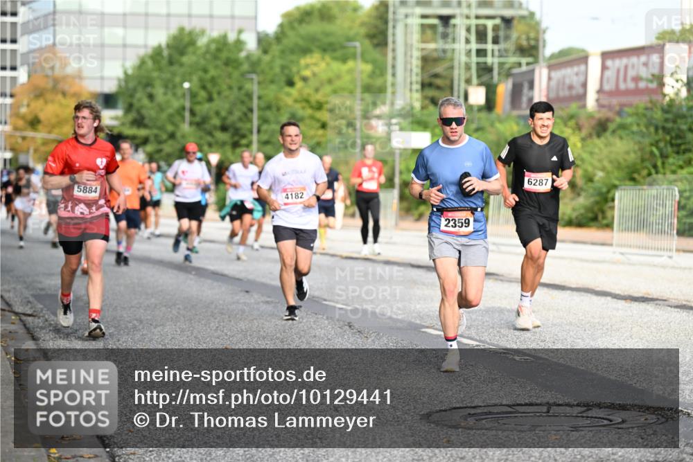 06.09.2026 - CURREX Alsterlauf Dr. Thomas Lammeyer http://msf.ph/oto/10129441 06.09.2026 09:50:54 Laufen 5884, 4182, 2359, 6287 meine-sportfotos.de