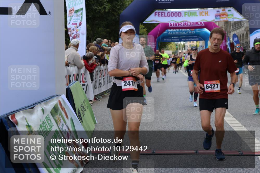 06.09.2026 - CURREX Alsterlauf Strokosch-Dieckow http://msf.ph/oto/10129442 06.09.2026 09:50:31 Ziel 2411, 2453, 2506, 2878, 2937, 3044, 4568, 4755, 4840, 4897, 5299, 5631, 5946, 6427, 8156 meine-sportfotos.de