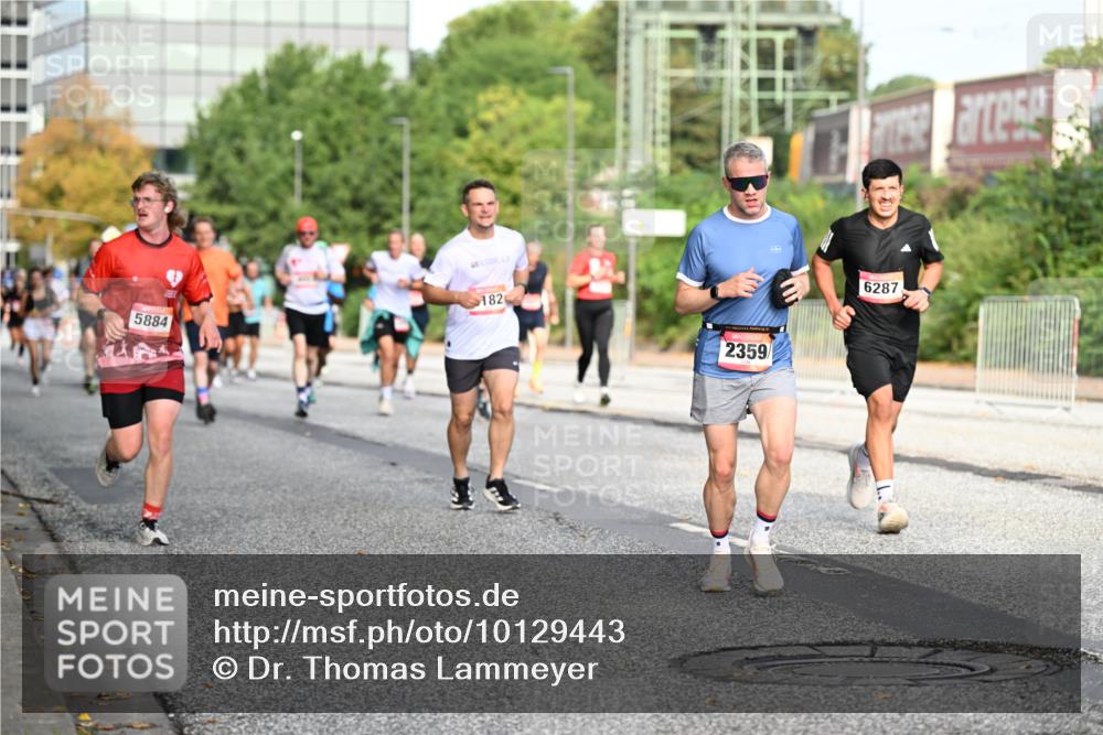 06.09.2026 - CURREX Alsterlauf Dr. Thomas Lammeyer http://msf.ph/oto/10129443 06.09.2026 09:50:54 Laufen 5884, 182, 2359, 6287 meine-sportfotos.de
