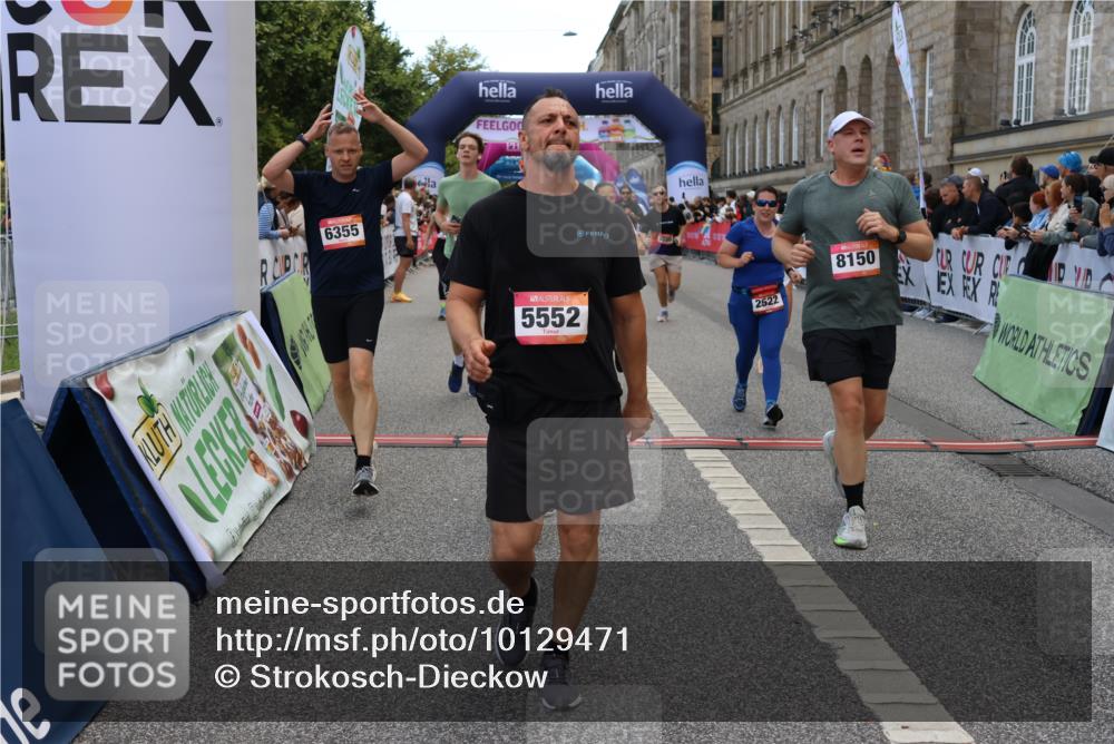 06.09.2026 - CURREX Alsterlauf Strokosch-Dieckow http://msf.ph/oto/10129471 06.09.2026 10:03:23 Ziel 2280, 2323, 2334, 2522, 2740, 2741, 3131, 3625, 3874, 5025, 5054, 5330, 5552, 5651, 6050, 6345, 6355, 6377, 8150 meine-sportfotos.de